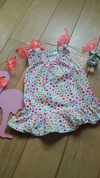 Belle robe légère  belles couleurs