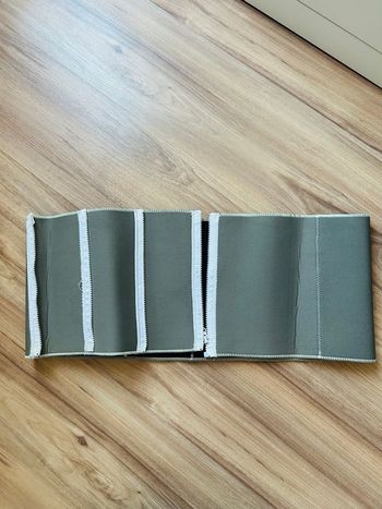 Gaine grise amincissante Amazon Réglable