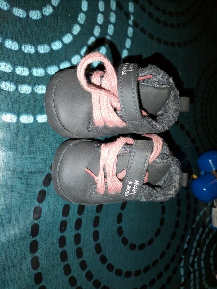 Chaussures bebe - photo numéro 2