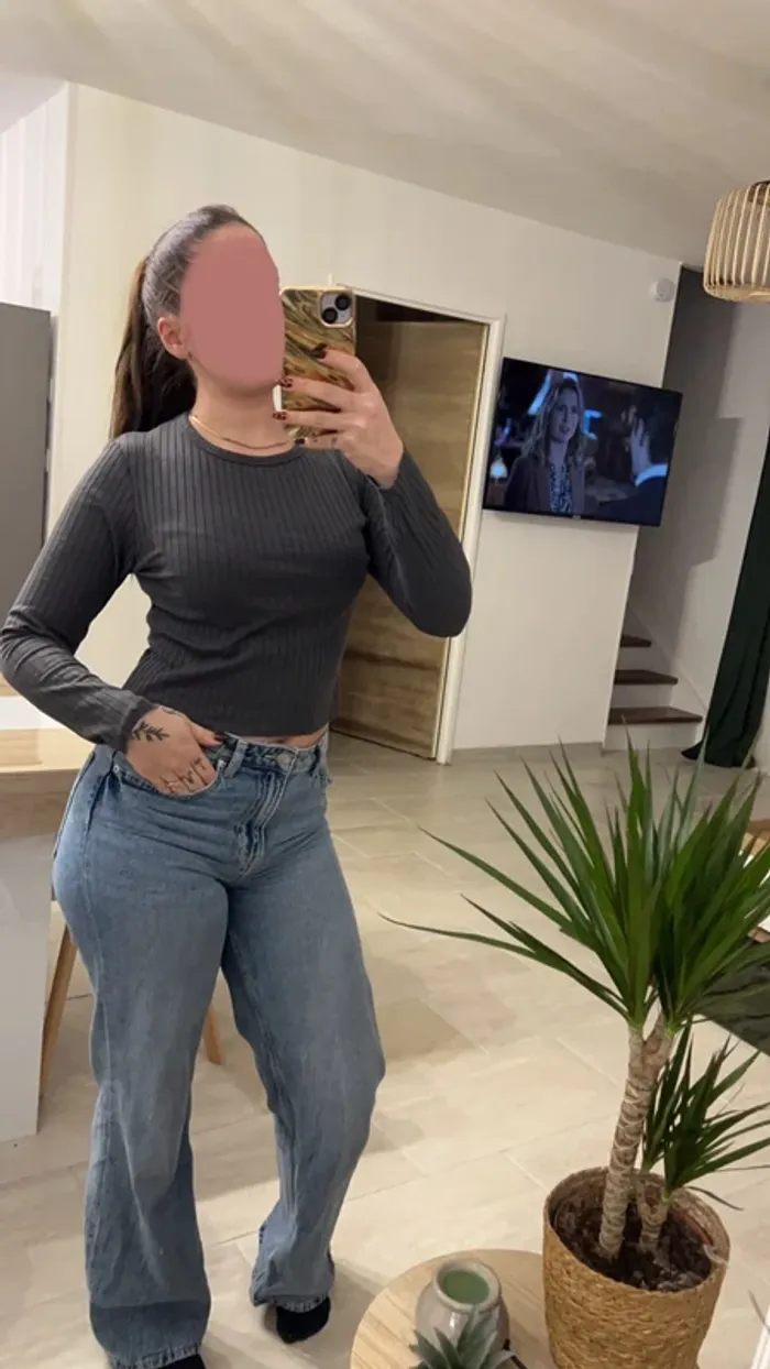 Haut gris femme