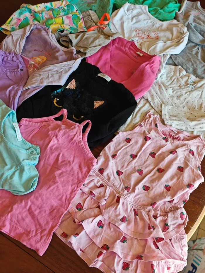 Lot n°18: vêtement 2 ans - photo numéro 3