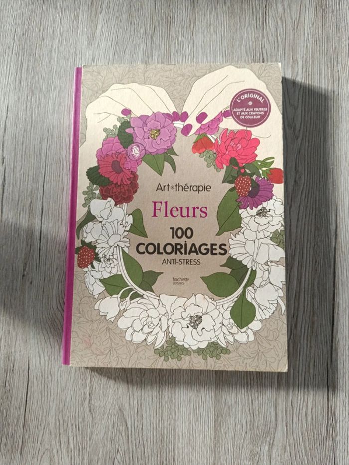 Art therapie coloriage fleurs jamais servi