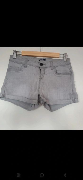 Short gris