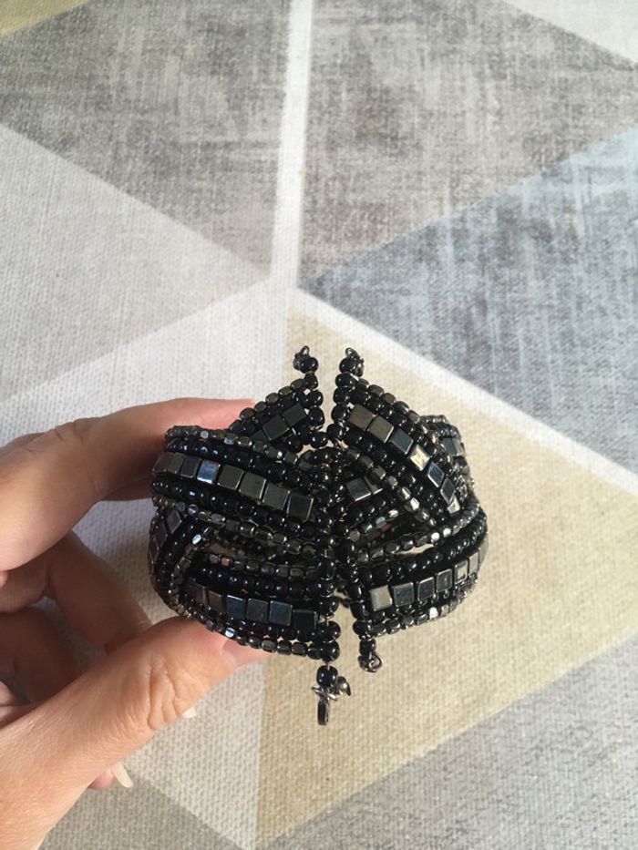 Bracelet manchette en perles - photo numéro 3