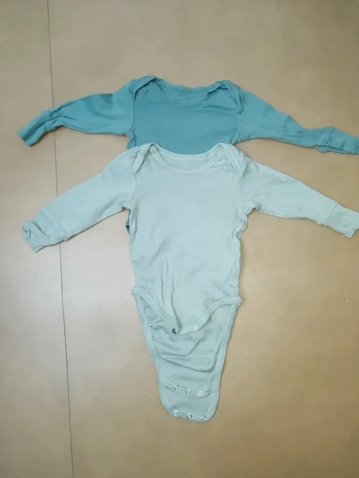 Body bb 6 mois lot de 2