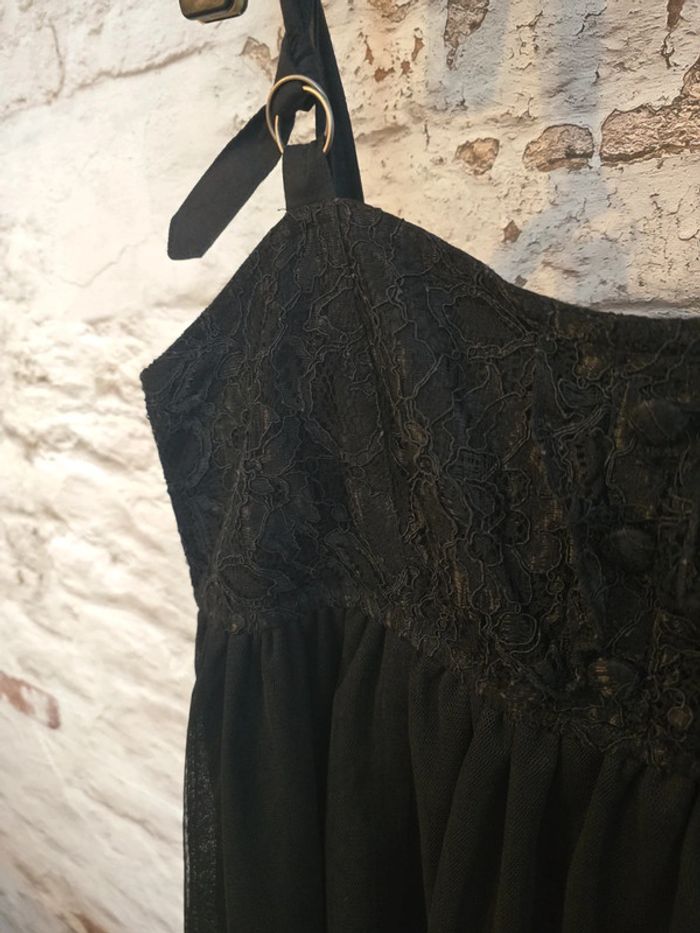 Robe noire - photo numéro 3