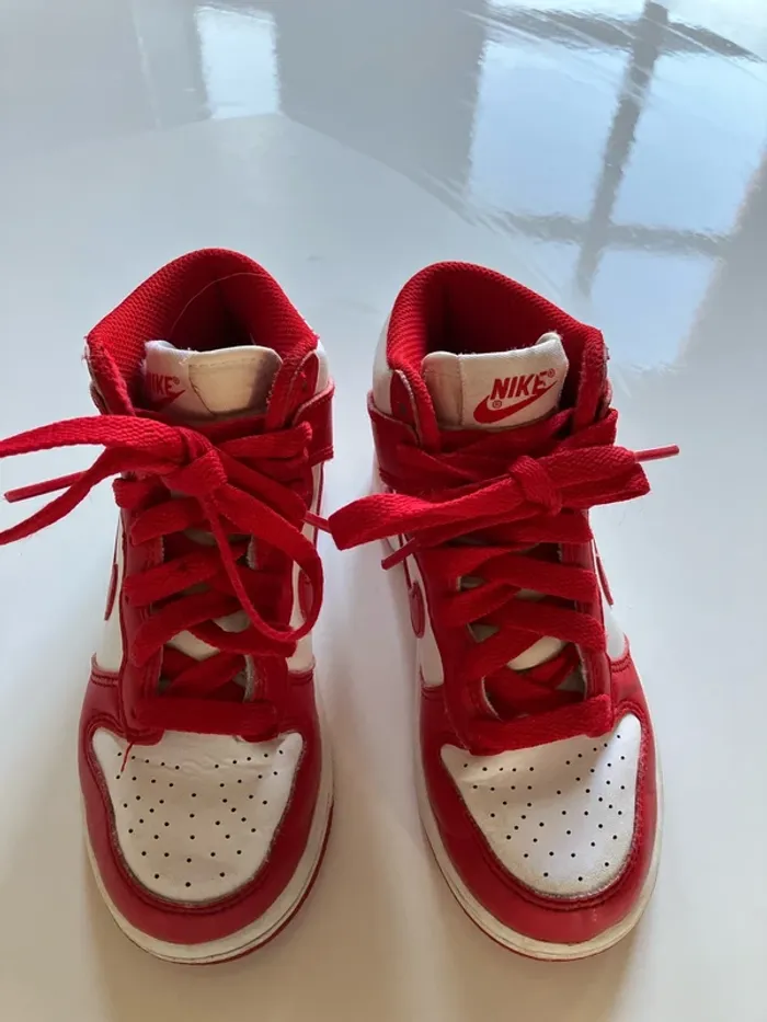 Basket Nike Dunk haute rouges pour enfant - photo numéro 3