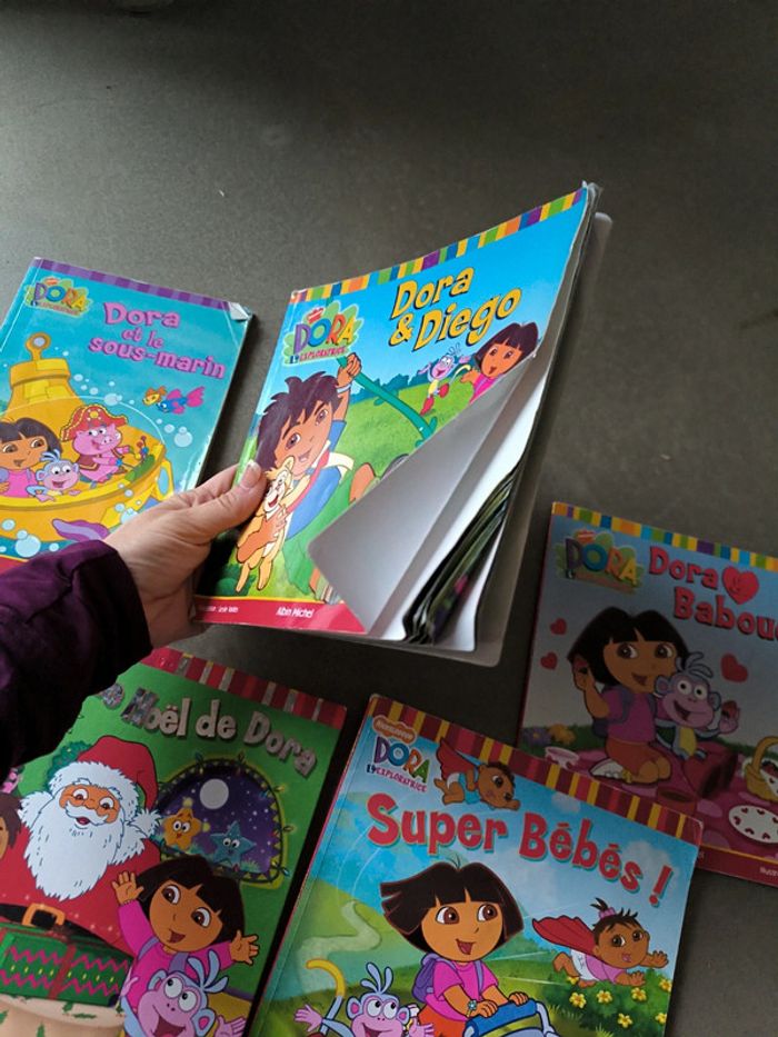 Lot livres dora - photo numéro 3