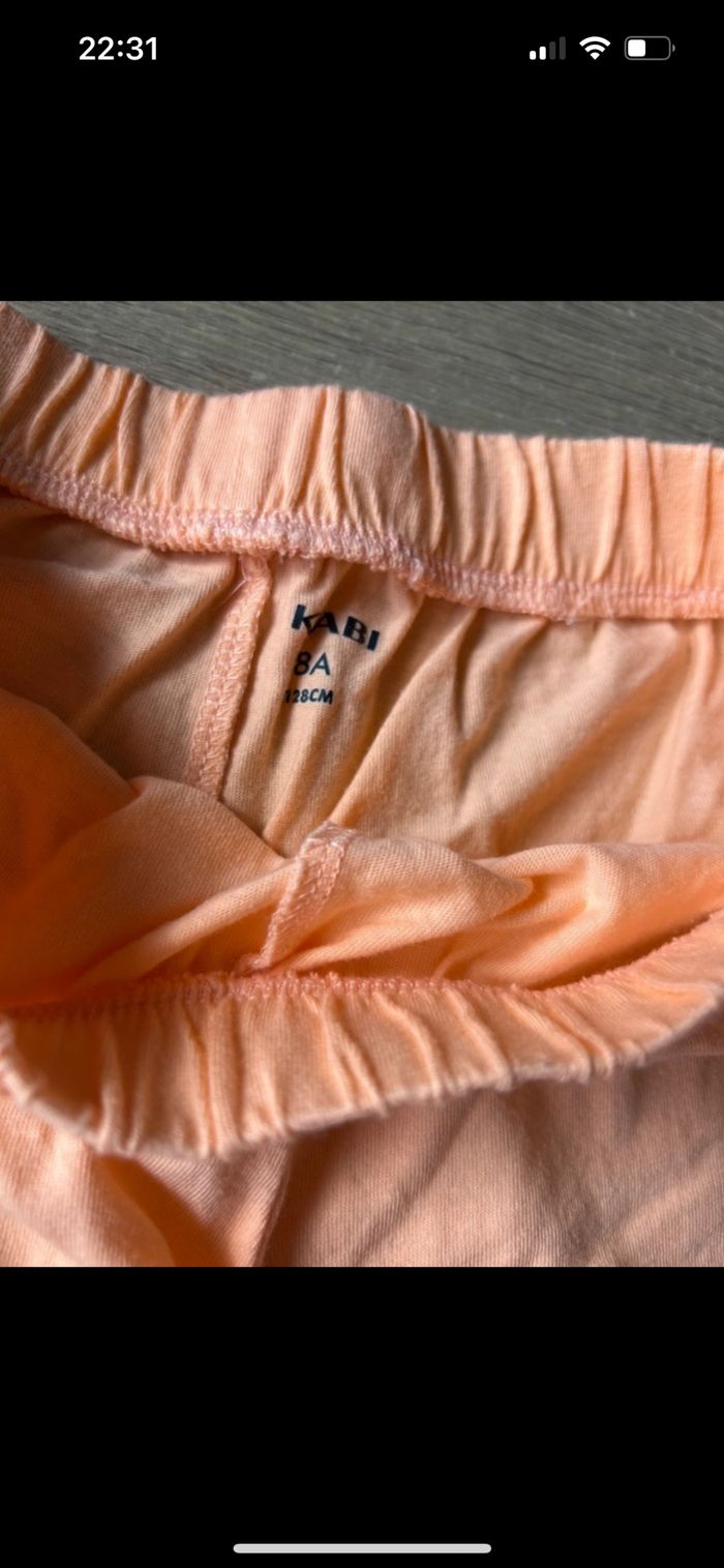 Short léger orange 8 ans - photo numéro 2