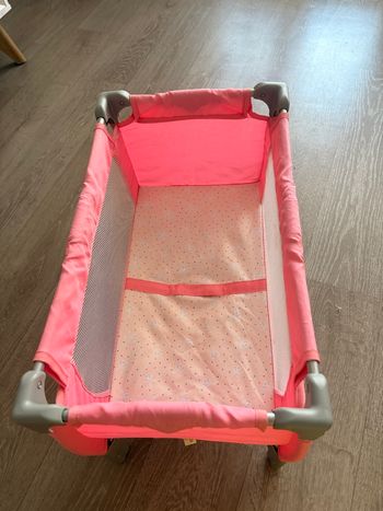 lit pliable pour poupée