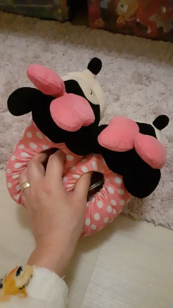 Chaussons disney Minnie - photo numéro 12