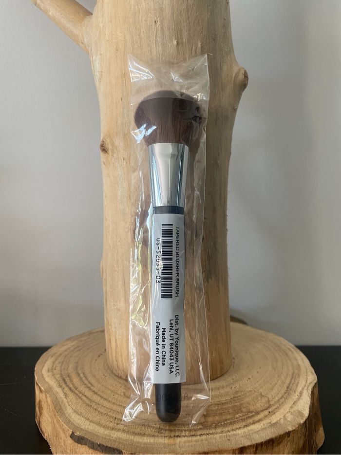 Pinceau Blush Younique - photo numéro 2