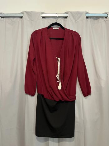 Robe bordeaux et noir