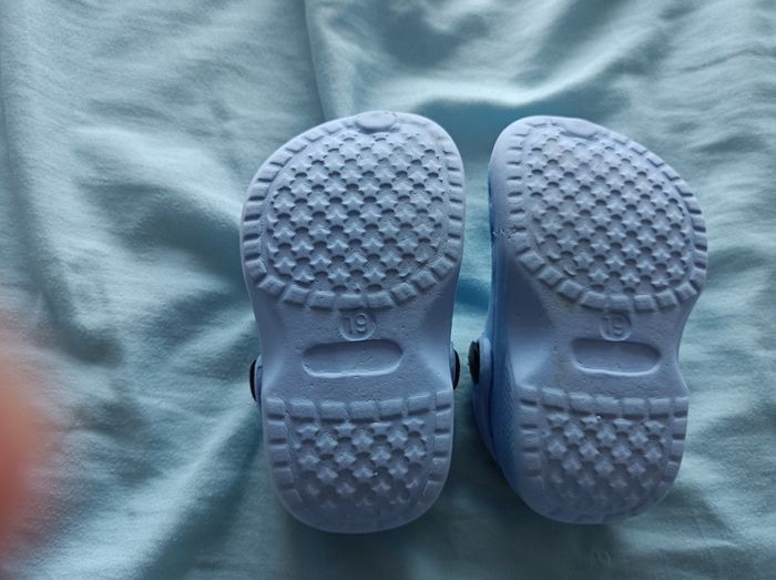 Sabots pointure 19 - photo numéro 3