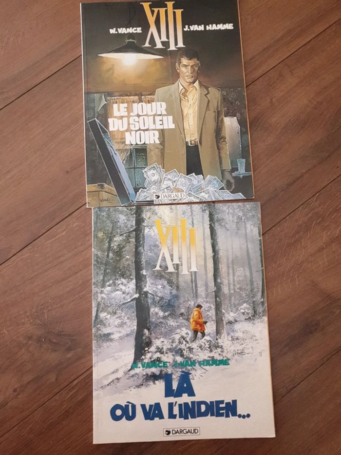 Lot de 2 bandes dessinées souple XIII