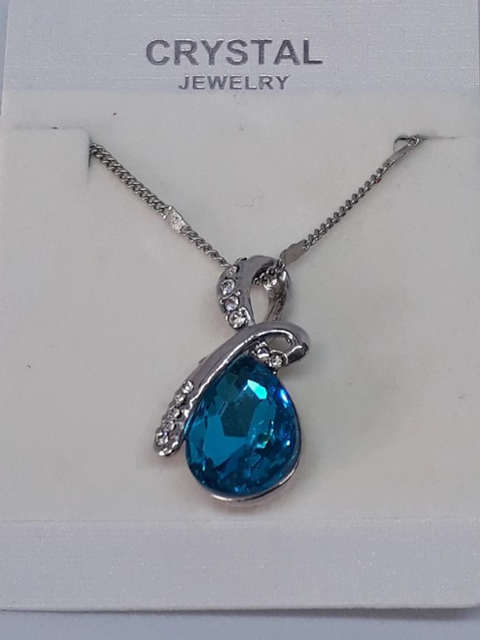 Collier fantaisie avec pierre bleu - photo numéro 2