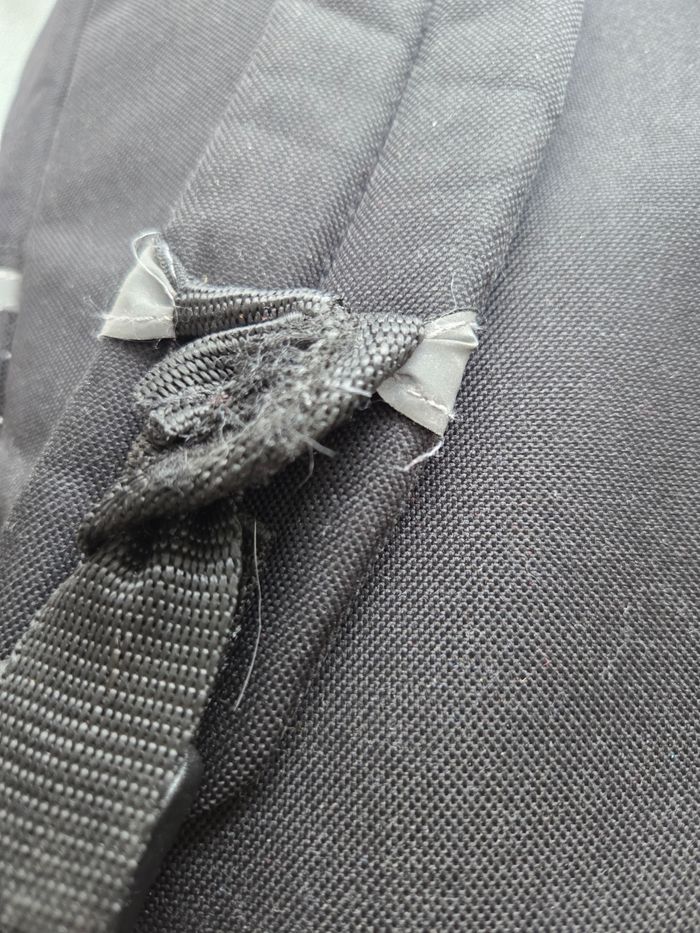 Sac à dos à roulettes - photo numéro 3
