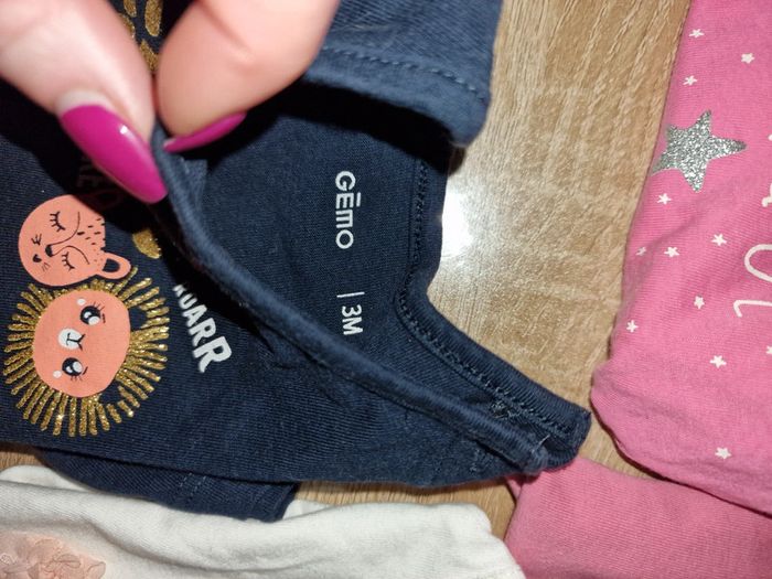 Lot de 9 tshirt manches courtes 3 mois - photo numéro 2