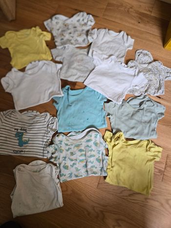 Lot bodies 18-24 mois