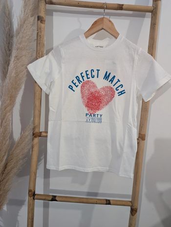 T-shirt neuf Naf Naf