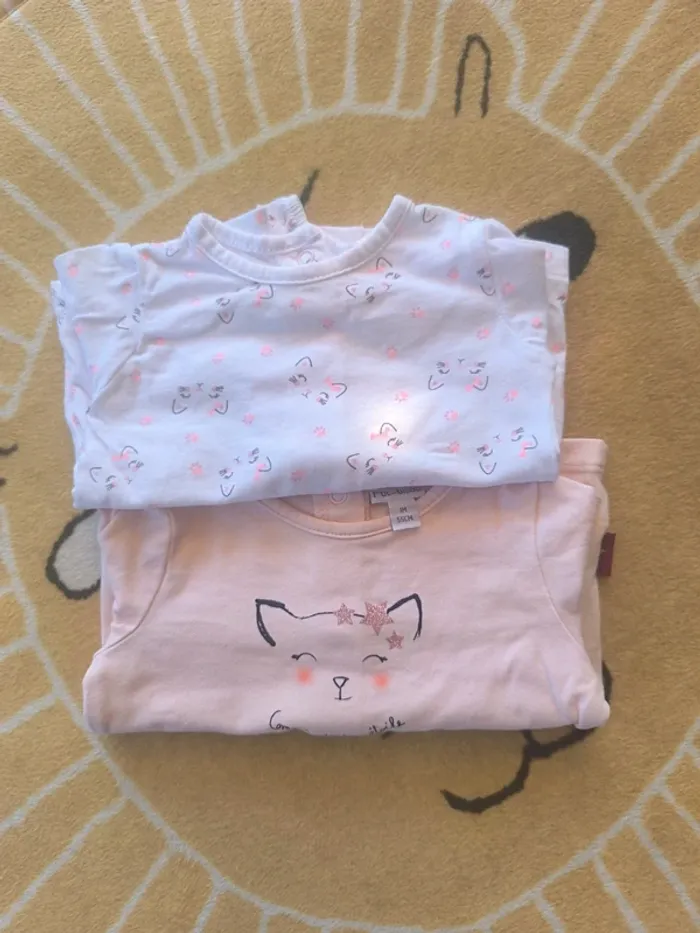 Tee shirt. 1 mois  55 cm - photo numéro 2