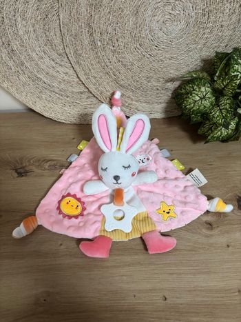 Neuf doudou plat triangle lapin rose blanc anneau dentition appease