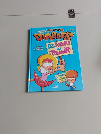 BD les p'tits diables les soeurs au pouvoir tome 31