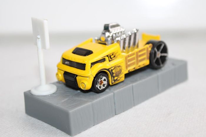 Hot wheels crate racer