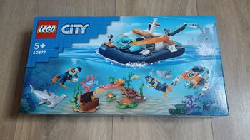LEGO 🧱 City 60377 Le Bateau d’Exploration sous-Marine