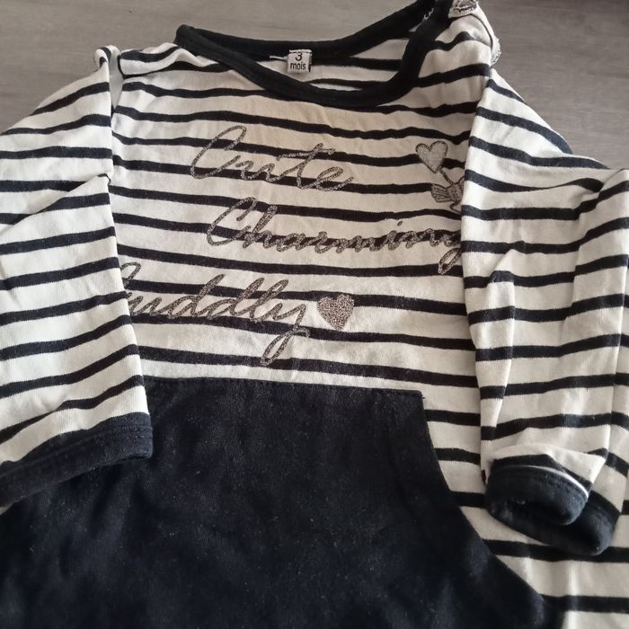 Lot tee shirts