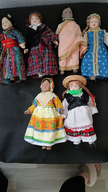 Poupées du monde