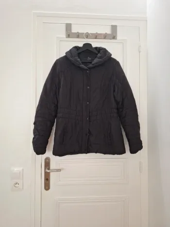 Doudoune tbs taille 42 très bon état