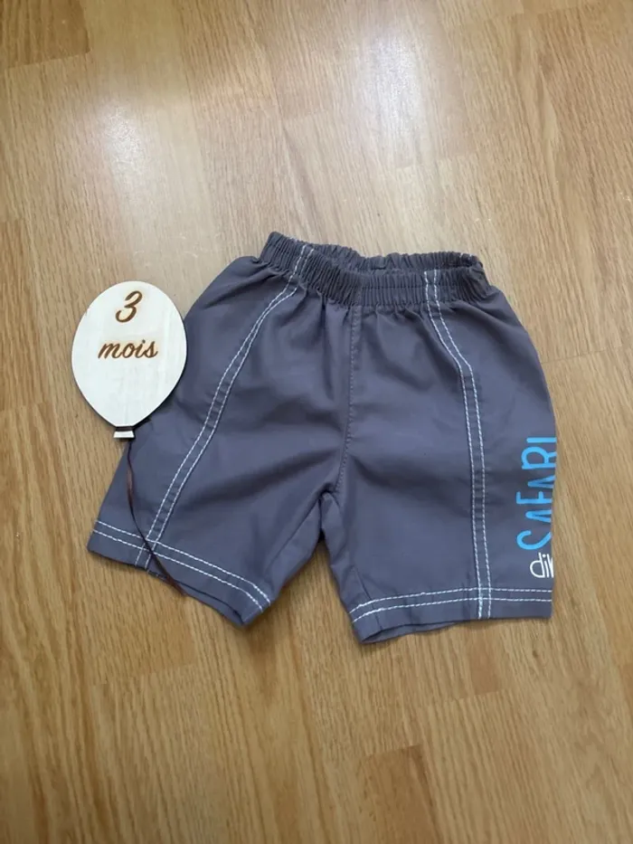 3 short - photo numéro 4
