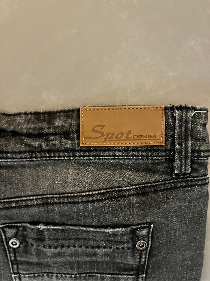 Mini jupe en jeans - photo numéro 4