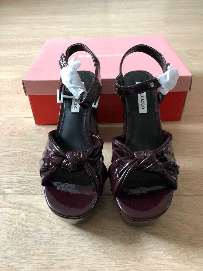 Escarpins ouverts vernis prunes neufs Even&Odd pointure 37 - photo numéro 3