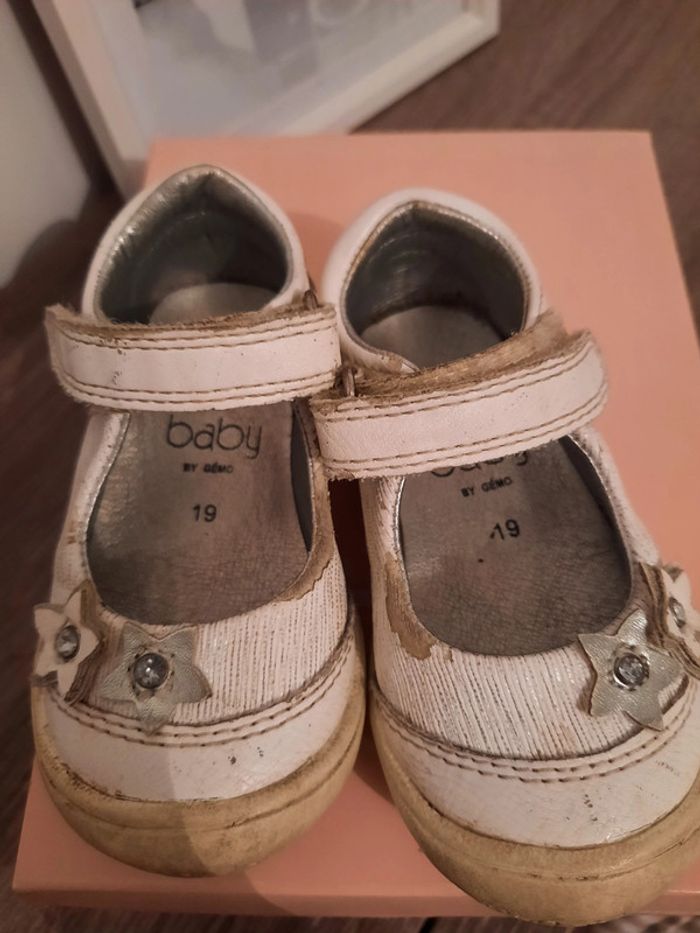 Chaussure blanche p19 - photo numéro 2