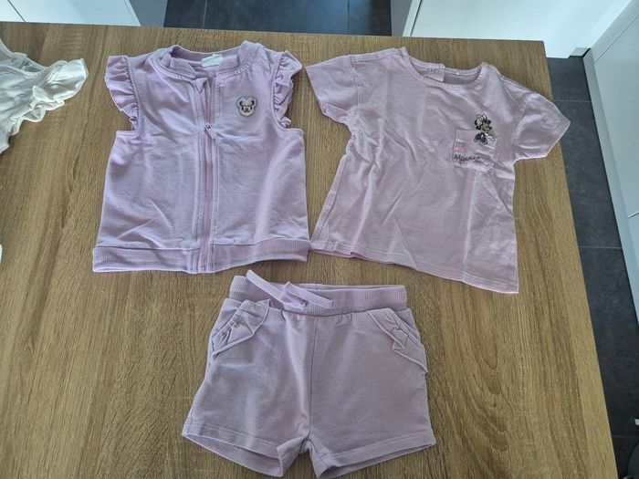 Lot vêtements fille 18 mois - photo numéro 4