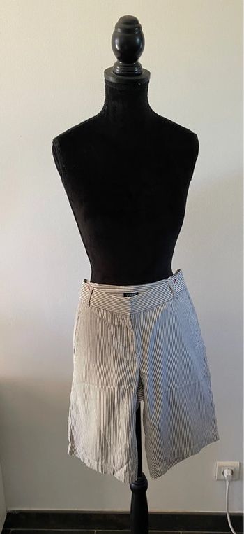 Short Bermuda J.Crew blanc et bleu marine à rayures taille 2