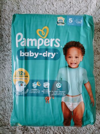Couches Pampers Taille 5