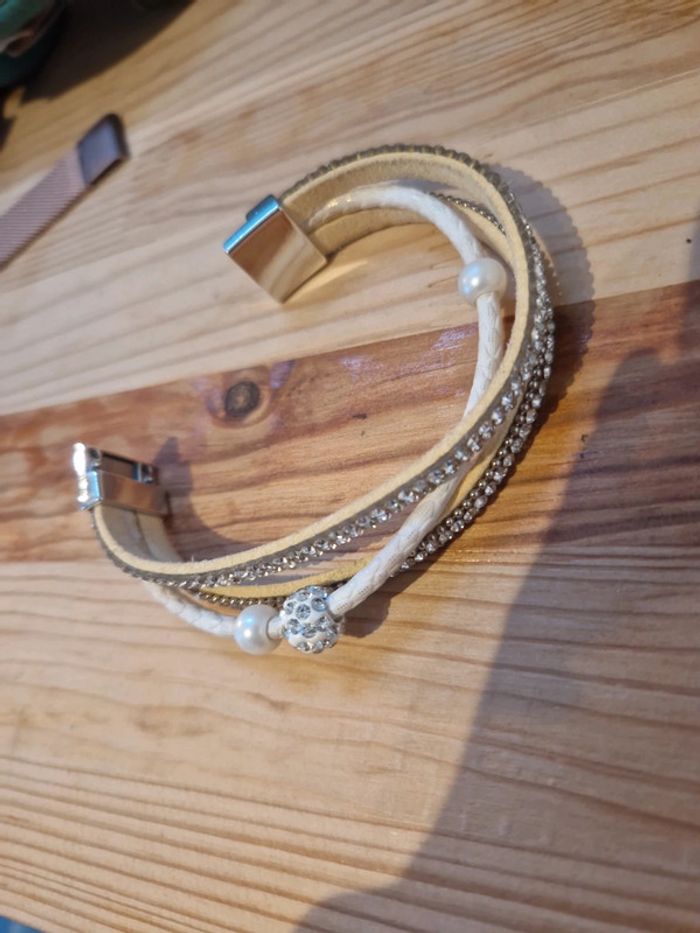 Bracelet