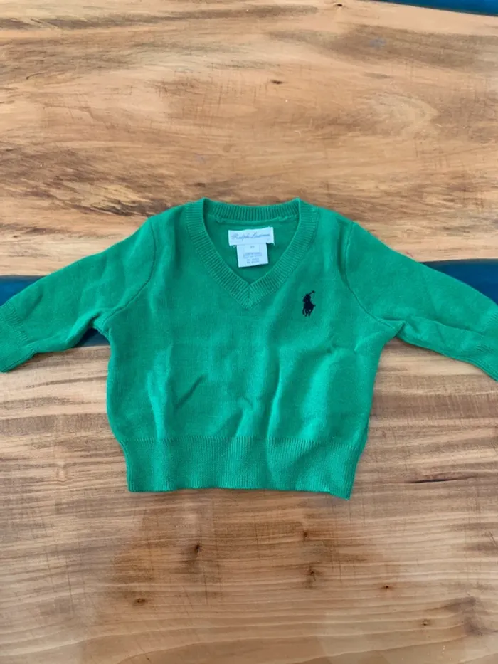 Pull col en V vert Ralph Lauren taille 3 mois