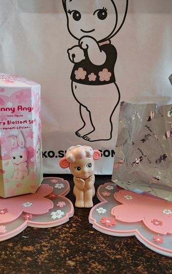 Sonny Angel hanami sakura