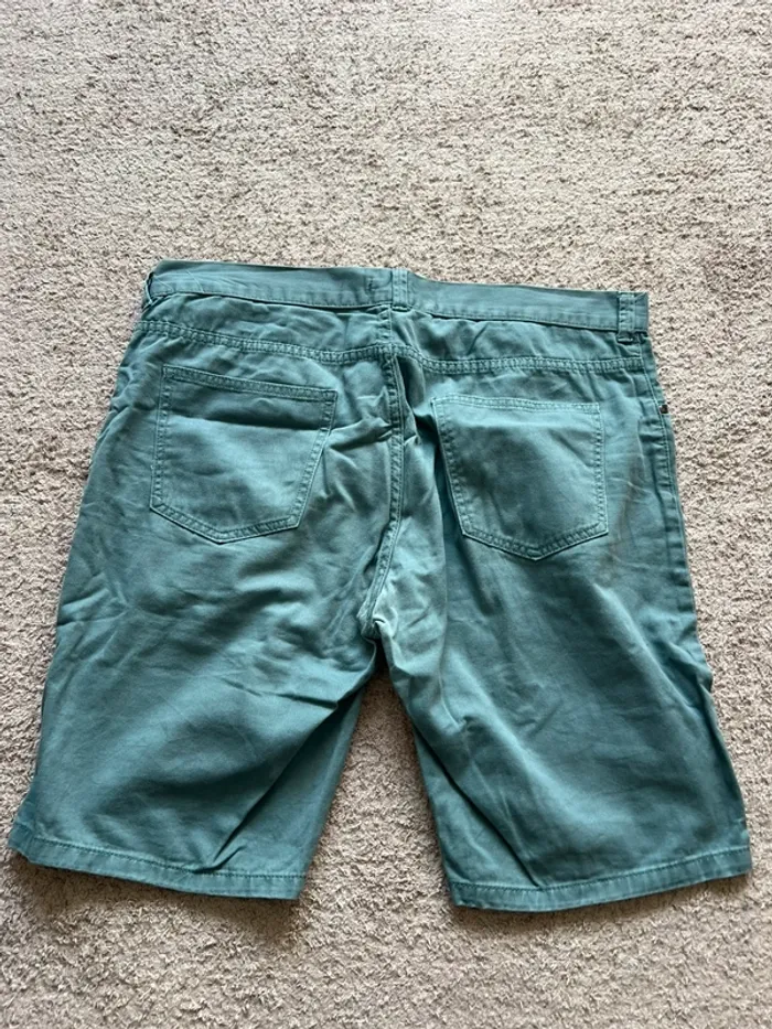 short bleu pour homme - photo numéro 3