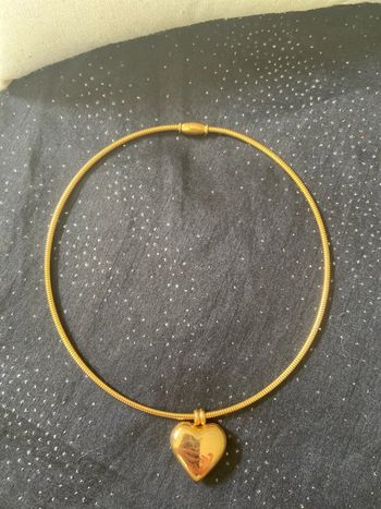 Collier doré pendentif coeur