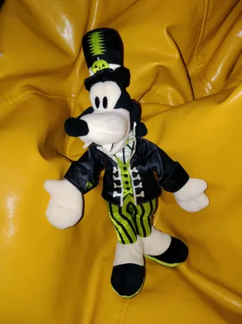 Peluche Plush Goofy Dingo Disney Disneyland Paris Halloween 40cm neuve
