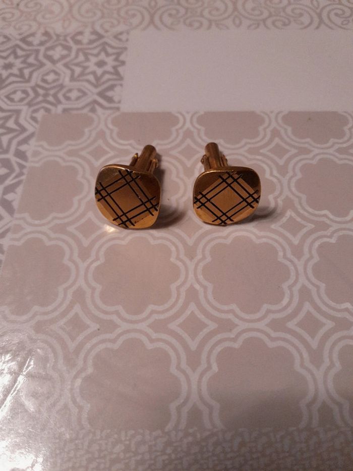 Bouton de manchette - photo numéro 3