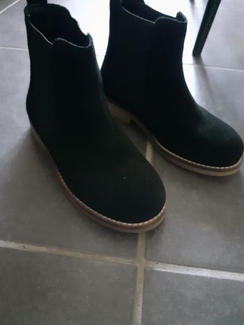 Bottines noires en suédine