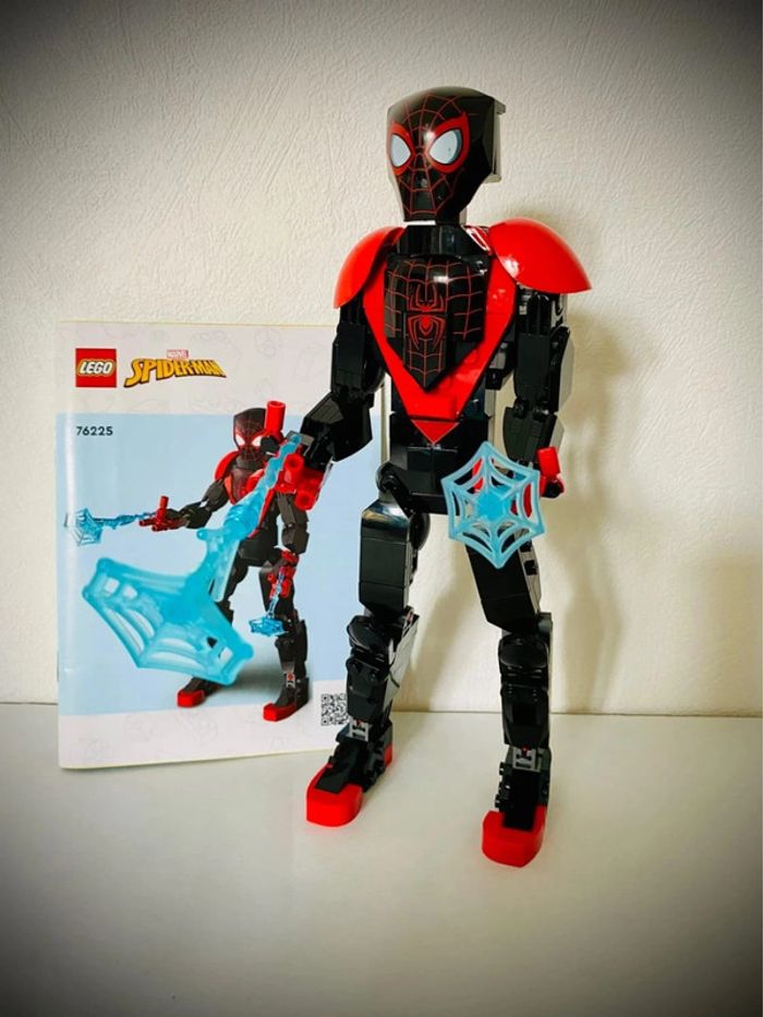 LEGO Marvel Super Heroes 76225 - La Figurine de Miles Morales - Complet avec Notice - photo numéro 2