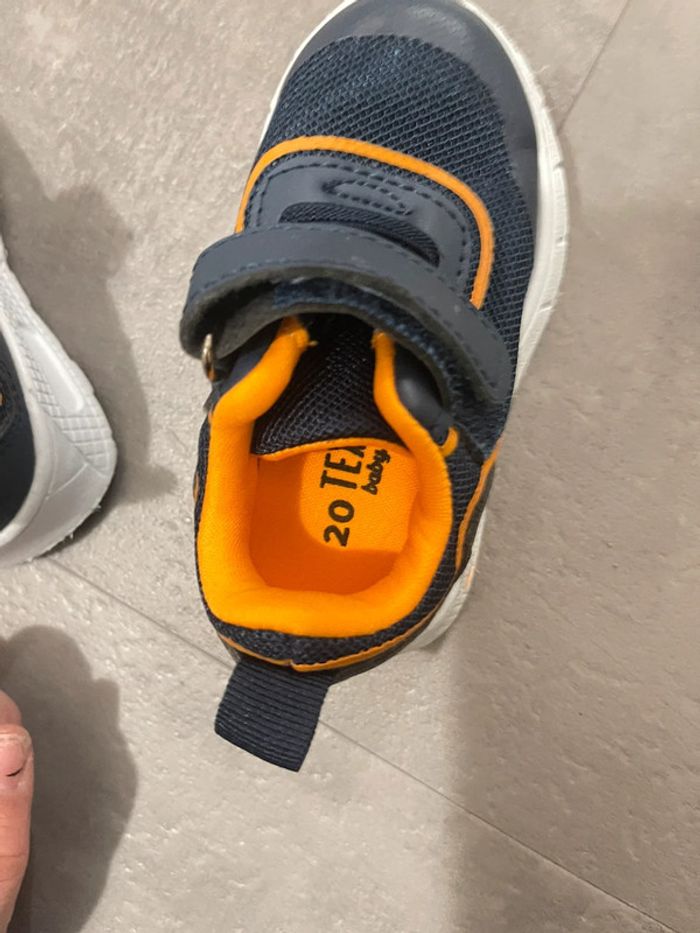 Chaussure garçon taille 20 - photo numéro 2
