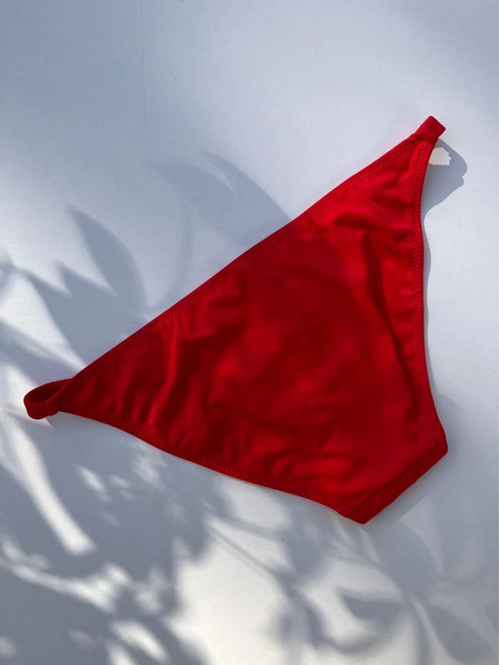 Bas de maillot de bain rouge - photo numéro 2